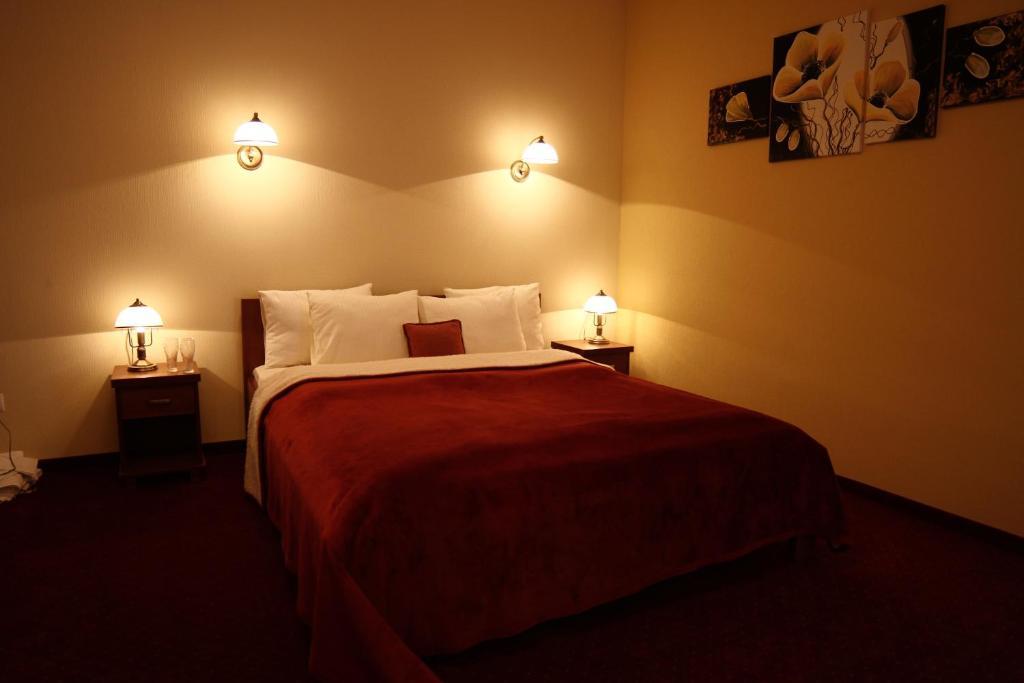Hotel Na Bloniach Bielsko-Biala Bagian luar foto
