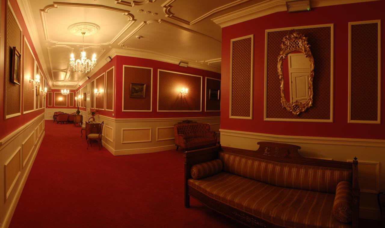 Hotel Na Bloniach Bielsko-Biala Bagian luar foto