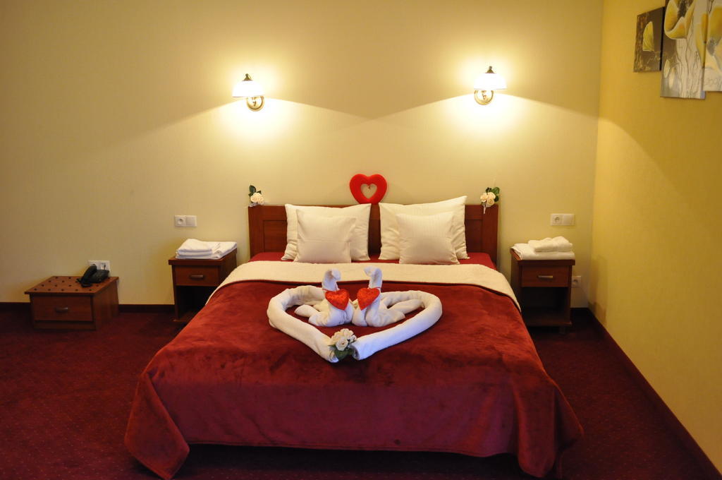 Hotel Na Bloniach Bielsko-Biala Bagian luar foto